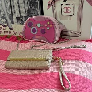 Steve Madden NWOT Embossed Beige wallet and pink bag